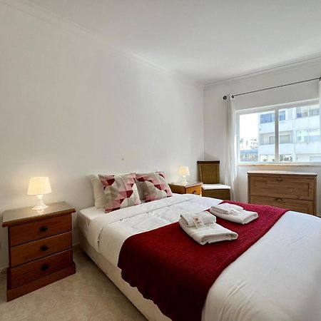 Quarteira Central Beach By Homing Extérieur photo